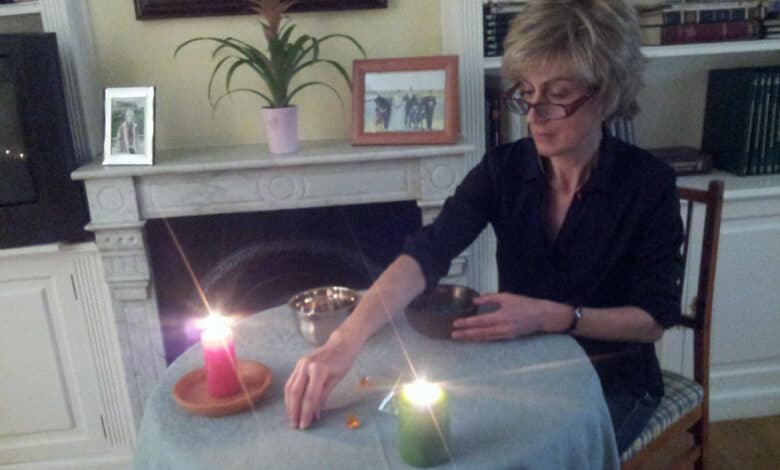 Paloma Lafuente y los elementos complementarios de amarres de amor